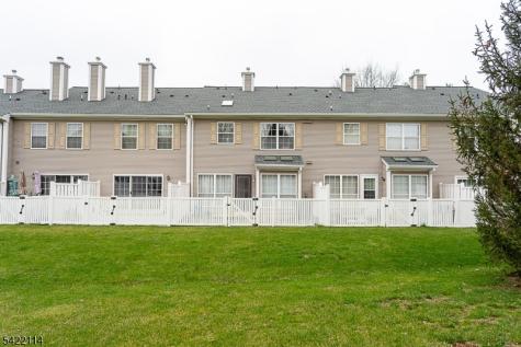 12 Diaz Court Franklin NJ 08823