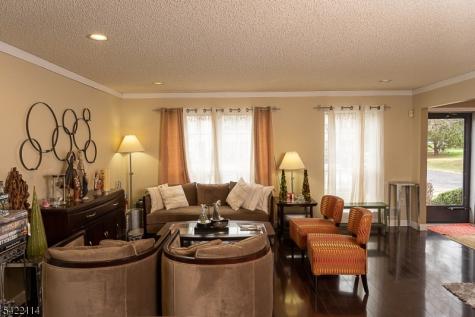 12 Diaz Court Franklin NJ 08823