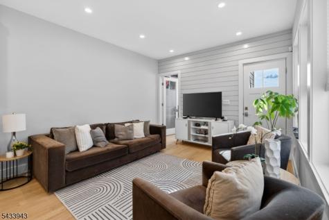 29 Blaine Street Millburn NJ 07041
