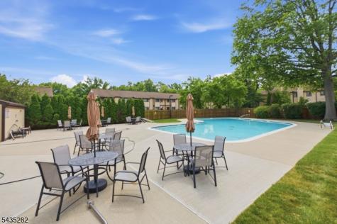 31 Chelsea Way Bridgewater NJ 08807
