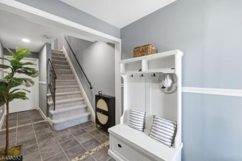 31 Chelsea Way Bridgewater NJ 08807