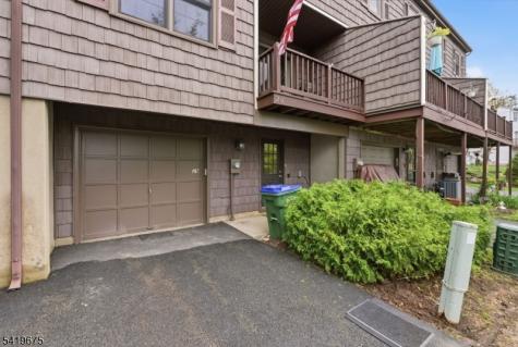 29 Oriole Drive Allamuchy NJ 07840