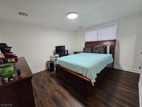 1605 North Wood Avenue Roselle NJ 07203