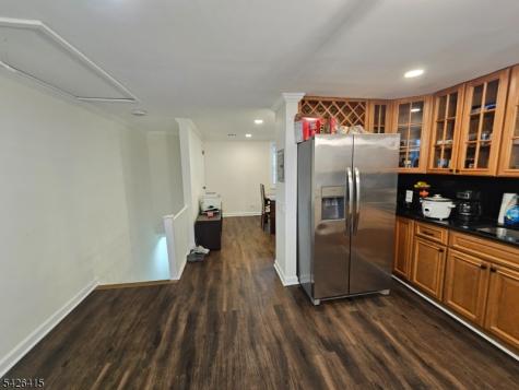 1605 North Wood Avenue Roselle NJ 07203