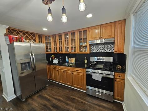 1605 North Wood Avenue Roselle NJ 07203