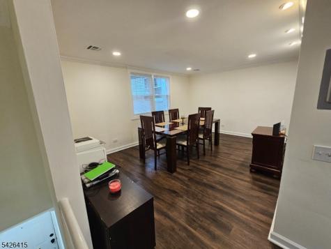 1605 North Wood Avenue Roselle NJ 07203
