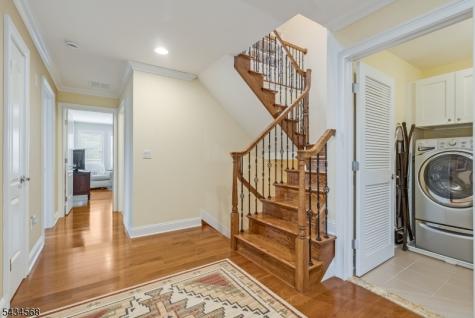 8 West Court Westfield NJ 07090