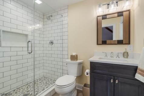 8 West Court Westfield NJ 07090