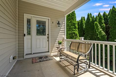 8 West Court Westfield NJ 07090