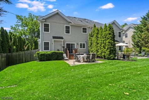 8 West Court Westfield NJ 07090