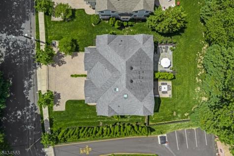 8 West Court Westfield NJ 07090