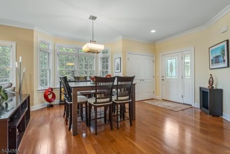 8 West Court Westfield NJ 07090