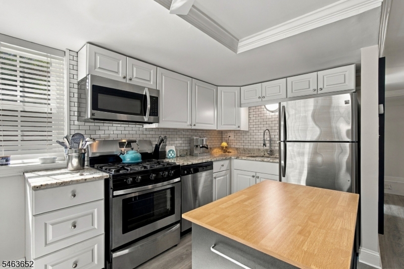 470 Valley Road Montclair NJ 07043