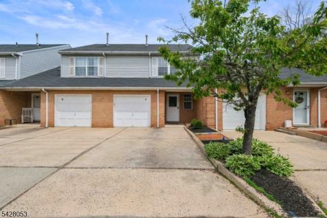 7 Lee Court Lebanon NJ 08833