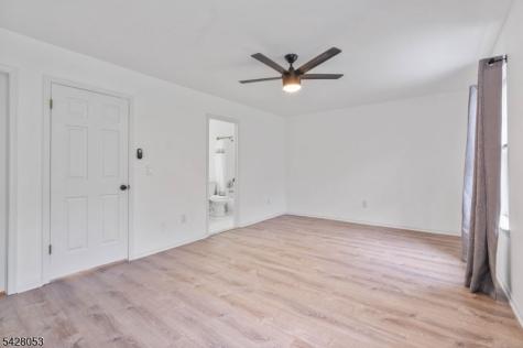 7 Lee Court Lebanon NJ 08833