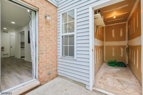 7 Lee Court Lebanon NJ 08833
