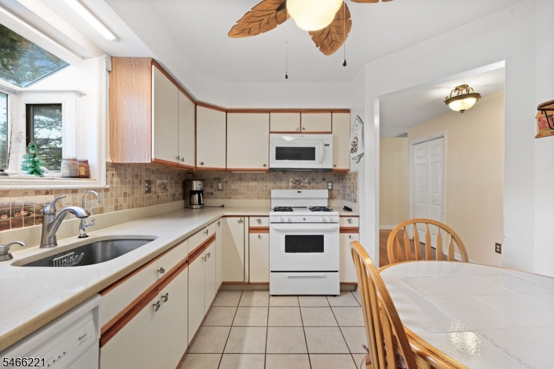 29 Avebury Place Franklin NJ 08873