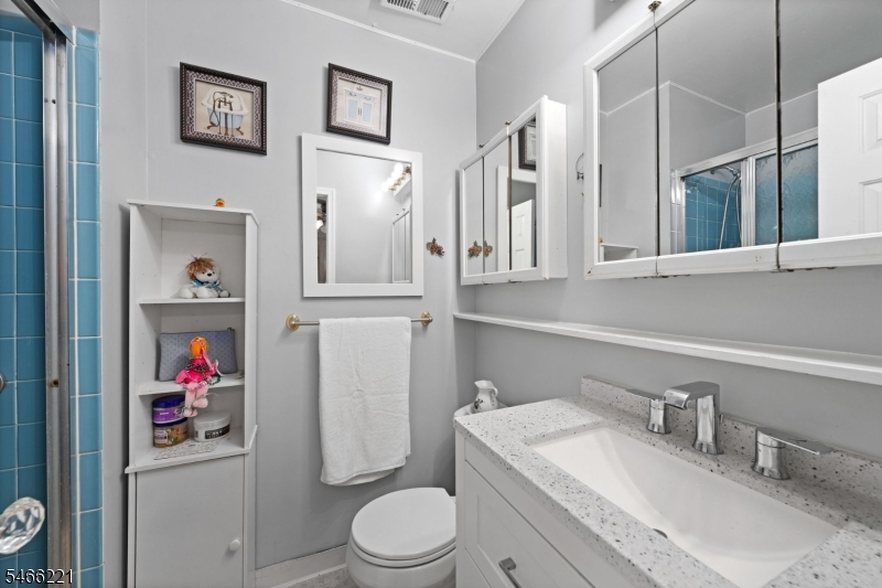 29 Avebury Place Franklin NJ 08873