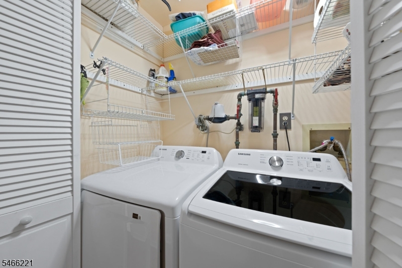 29 Avebury Place Franklin NJ 08873