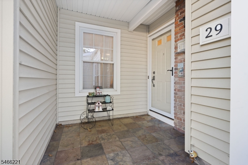 29 Avebury Place Franklin NJ 08873