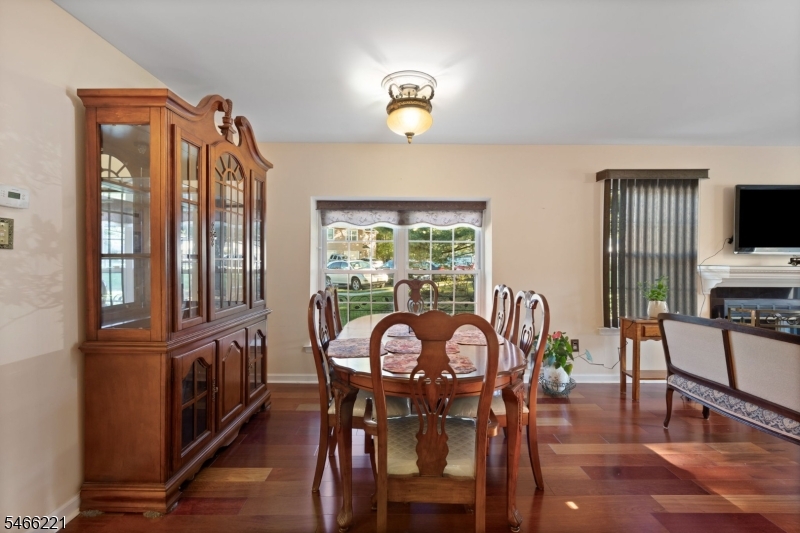 29 Avebury Place Franklin NJ 08873