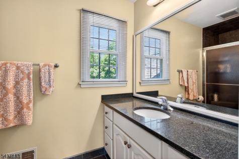 15 Hampton Court Bernards NJ 07920