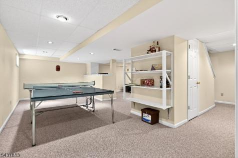 15 Hampton Court Bernards NJ 07920
