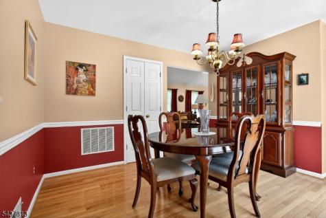 15 Hampton Court Bernards NJ 07920