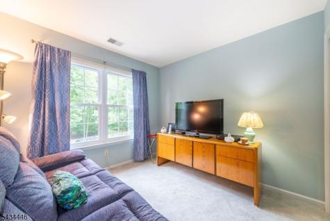 11 Burnham Drive Pequannock NJ 07444
