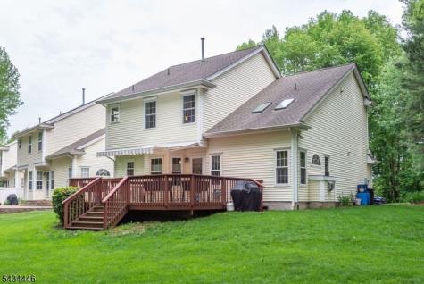 11 Burnham Drive Pequannock NJ 07444