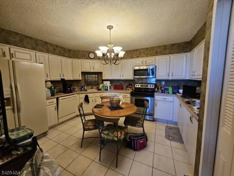 1527 Harmon Cove Tower Secaucus NJ 07094