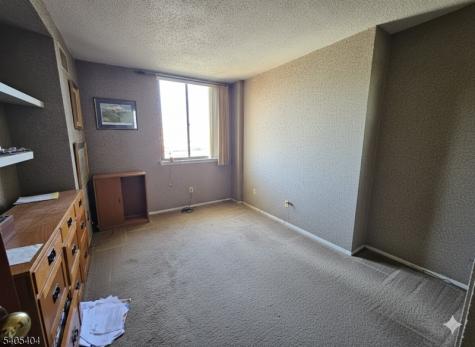 1527 Harmon Cove Tower Secaucus NJ 07094