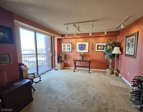 1527 Harmon Cove Tower Secaucus NJ 07094