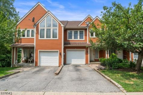 1 Wimbledon Dr U2 Vernon NJ 07462