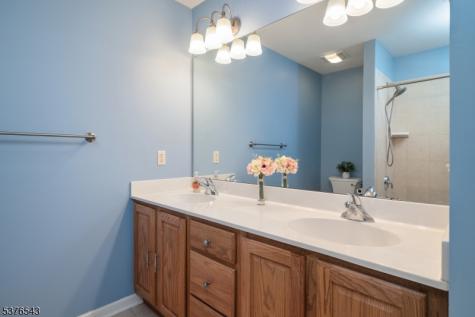 1 Wimbledon Dr U2 Vernon NJ 07462