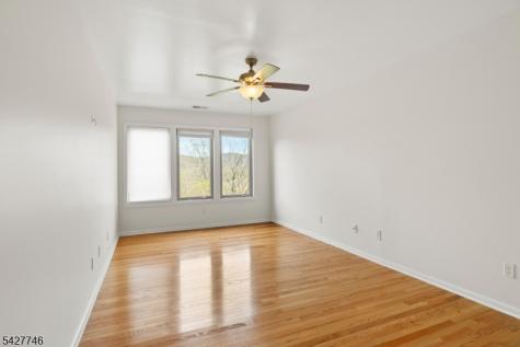 1 Wimbledon Dr U2 Vernon NJ 07462