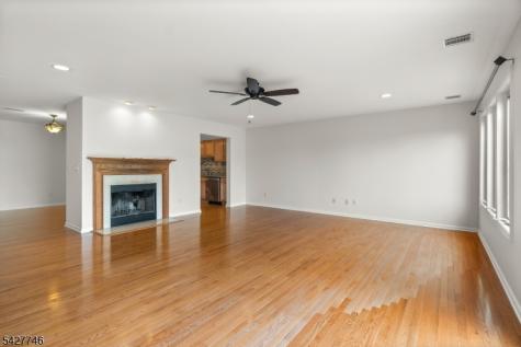 1 Wimbledon Dr U2 Vernon NJ 07462