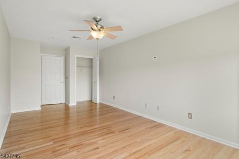 1 Wimbledon Dr U2 Vernon NJ 07462