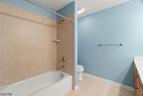 1 Wimbledon Dr U2 Vernon NJ 07462