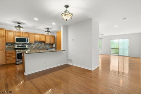 1 Wimbledon Dr U2 Vernon NJ 07462