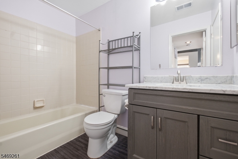 10 Stevens Court Bedminster NJ 07921