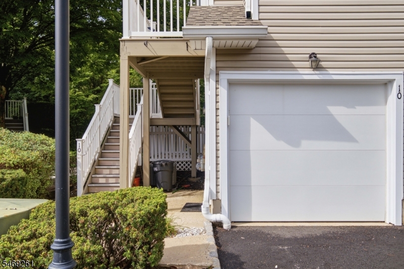 10 Stevens Court Bedminster NJ 07921