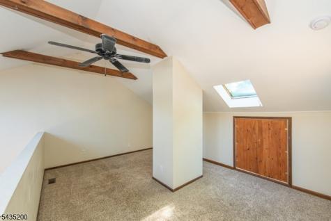 14 Stonehill Drive Vernon NJ 07462