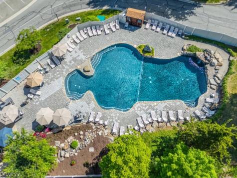 14 Stonehill Drive Vernon NJ 07462