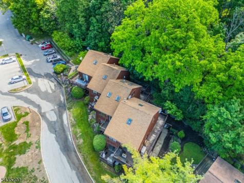 14 Stonehill Drive Vernon NJ 07462