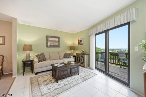 88 Metro Vista Drive Hawthorne NJ 07506