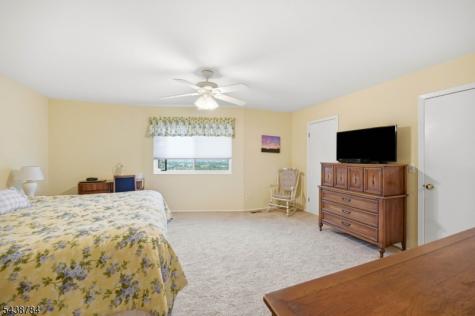 88 Metro Vista Drive Hawthorne NJ 07506