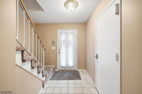 88 Metro Vista Drive Hawthorne NJ 07506