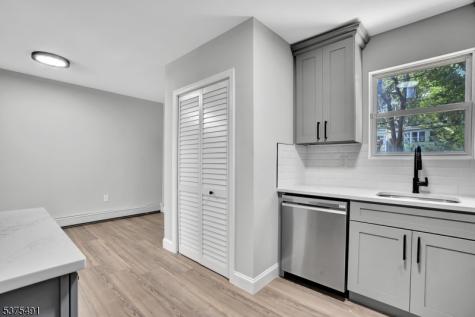 434 Halsted Street East Orange NJ 07018