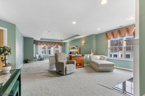 62 Hickory Hill Boulevard Totowa NJ 07512
